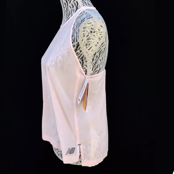 $59  NWT  New Balance Athletic Dry Tank Top - Picture 2 of 5